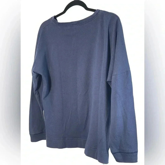 PINK With 5th & Ocean “T” Blue Sweatshirt Size Small - Picture 5 of 7